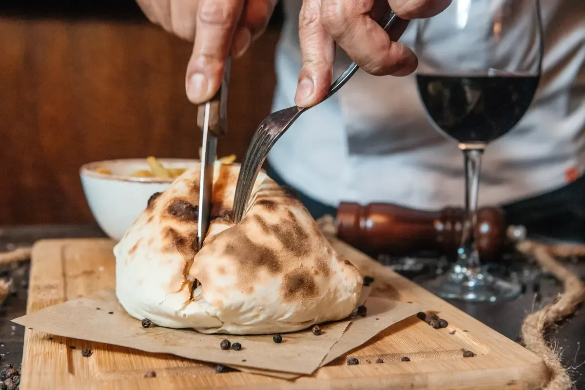 Maridaje perfecto en Rossini: vinos italianos y platos